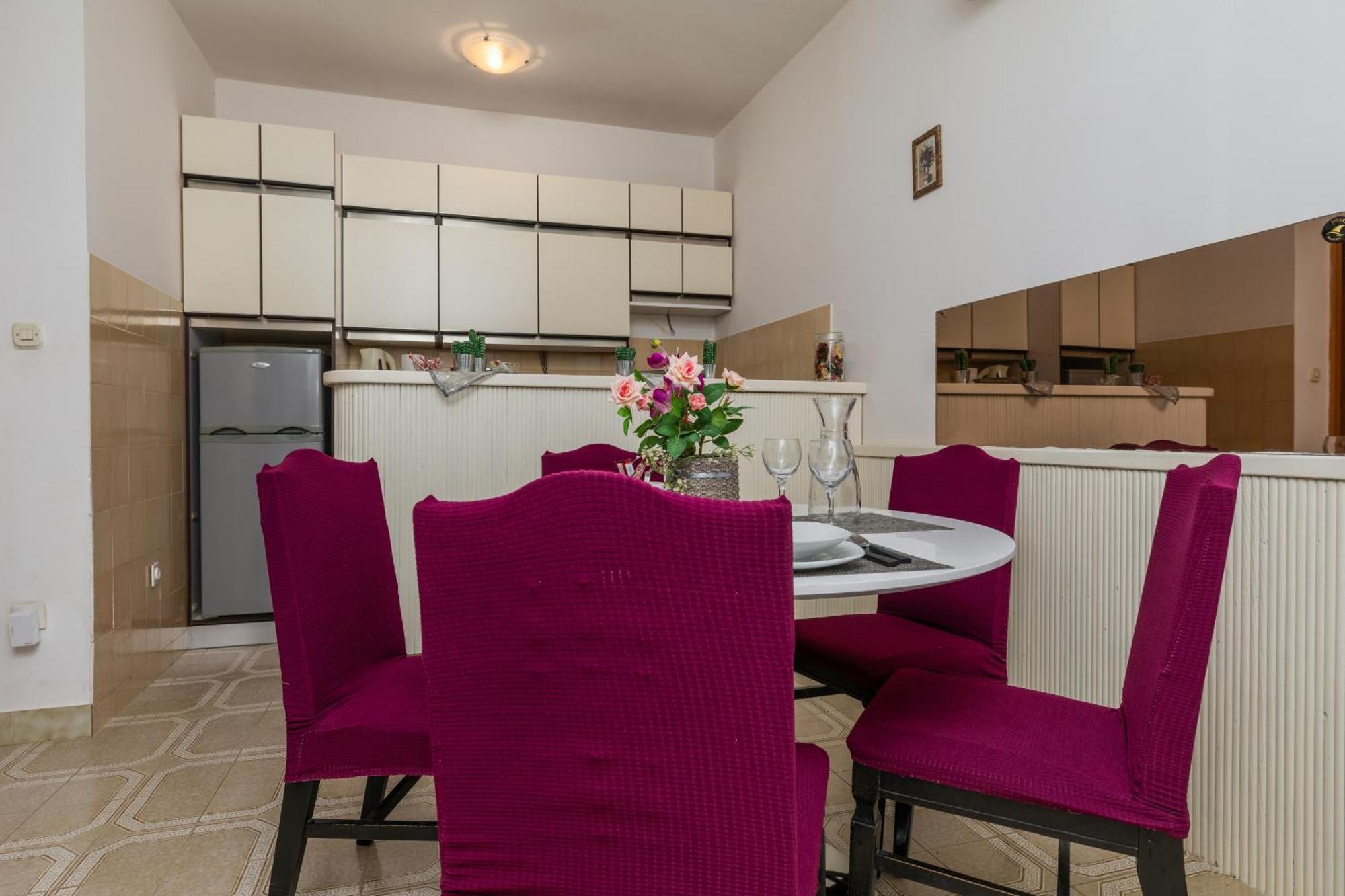 Apartments By The Sea Balica Rat, Omis - 1065 Quarto foto